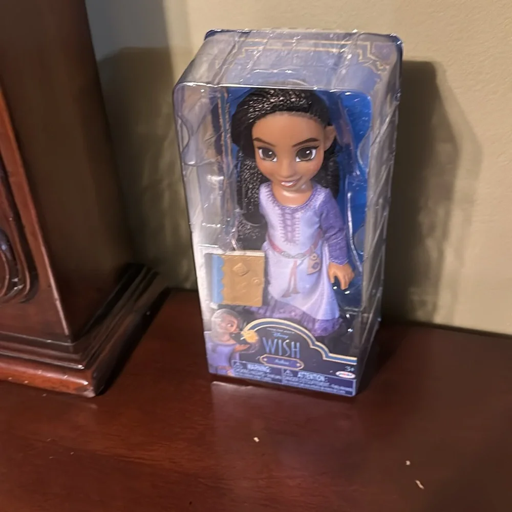 Disney wish. Doll. Asha. Petite. 6”. New - Picture 2 of 4